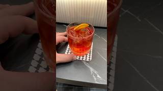 Beviamo il Negroni al Bar del Tribe Hotel [upl. by Ailemor]