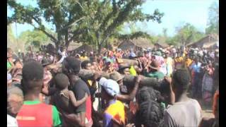 Une fête de la circoncision à Madagascar en pays sakalave [upl. by Ferrell254]