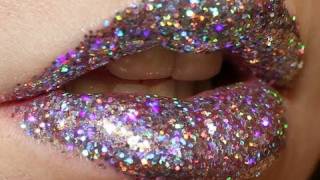 3D Silver Glitter Lips Tips Trick amp Tutorial [upl. by Cilka]