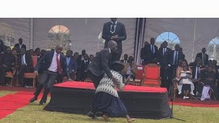 Strange Woman quotatttacksquot President Ruto At Kelvin Kiptum Funeral While Giving Speach [upl. by Lenad]