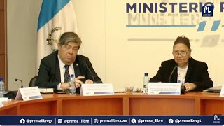 La fiscal Consuelo Porras y ministro de Gobernación Francisco Jiménez se reúnen en la sede del MP [upl. by Beverlee]