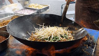 화려한 스킬 팟타이 달인  amazing skill pad thai master  thai street food [upl. by Ennoitna]