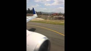 United 1541 take off from Tegucigalpa [upl. by Harol]