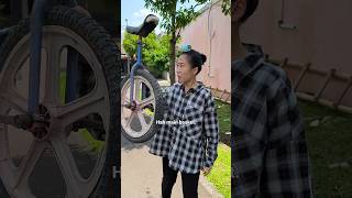 Bocil Beli Sepeda Roda Satu  🤣🚲 cicinyasar bocil shorts [upl. by Nelak]