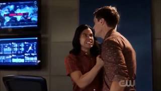 The Flash 5x02 Funny Moments  Caitlin and Ralph help Cisco get over Gypsy [upl. by Rases]