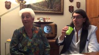 Gabriele Paolini e Mamma  quotAdoro Amici e De Filippiquot  Scoop Video Intervista Esclusiva [upl. by Littlejohn]