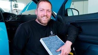 Innenraumfilterwechsel Skoda Roomster  How to change cabin air filter Skoda Roomster [upl. by Vachill]