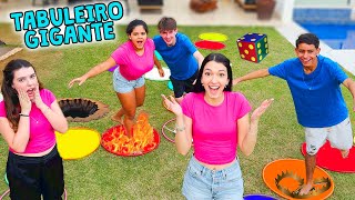 TABULEIRO GIGANTE COM MEUS AMIGOS  Luluca [upl. by Ambrosia]