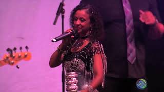 Sister Sledge  Thinking of You Live in 2017 [upl. by Gorden]