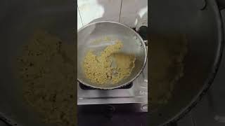 besan ka halwa 🤤😋 besanhalwarecipe recipe halwa cooking sweet food shorts [upl. by Condon]