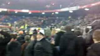 Feyenoord  Lech Poznan 171208 Vliegende polen en stewards [upl. by Susanna]