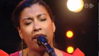 Melanie Fiona  Monday Morning  Nyhetsmorgon [upl. by Yelmene]