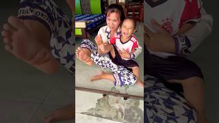 Nhột QÚA🤣🤪😂 funny haihuocvuinhon comedy nytinhnghich tiktok shortvideo [upl. by Akenaj]