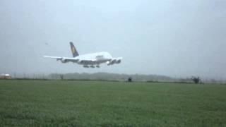 Lufthansa A380 landet in Linz  Hörsching [upl. by Girhiny]