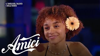 Amici 23  La prima impressione di Marisol su Petit [upl. by Fine]