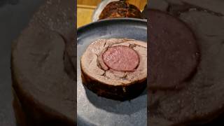 Cuisse de dinde farcie au Saucisson  Partie 1recette foodlover food viande shortscooking [upl. by Torrence]