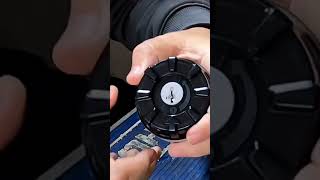 How To Use A kwikset Smart Key Cradle To Reset Your Smart Key Lock shorts fasteddyskeysexpress [upl. by Candide]