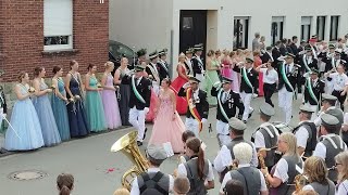 Parademarsch beim Schützenfest 2024 in Geseke Samstag [upl. by Cavill737]