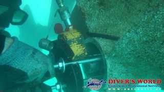 Propeller removal  DIVERS WORLD  Antzoulis [upl. by Nevak424]