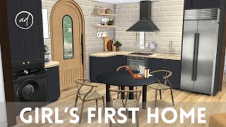 GIRLS FIRST HOME  Sims 4  CC SPEED BUILD [upl. by Llenram]