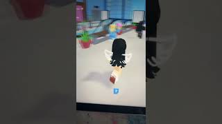 That gurl be cray cray 🤪 roblox funny [upl. by Nylssej247]