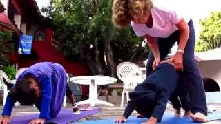 Yoga para Niños Colegio Montessori [upl. by Gaynor]