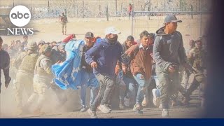 Migrants Texas National Guard clash in El Paso [upl. by Oflodur720]