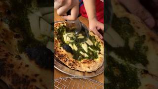 PESTO PIZZA 🌱🌱 pizza pesto foodie cheese panama food pizzalover rock [upl. by Ymmac]