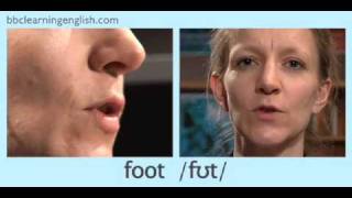 English Pronunciation 👄 Short vowel ʊ  ‘foot’ ‘put’ amp ‘good’ [upl. by Denn]