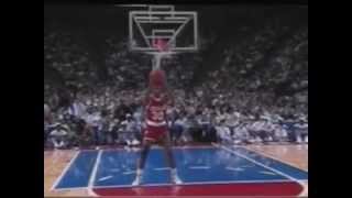 Kenny Smith Between the Legs bounce Dunk 1991 [upl. by Annot]