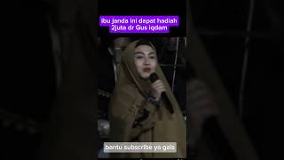 Gus iqdam memberi hadiah 2juta kepada janda 2 anak gusiqdham ngajionline shortvideo [upl. by Naerol987]