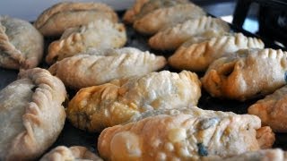 Cocarrois de verdura  Recetas Mallorquinas [upl. by Ninerb]