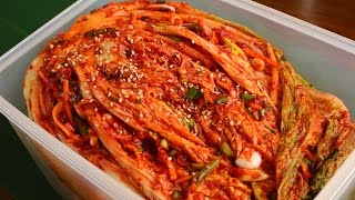 Traditional kimchi recipe Tongbaechukimchi 통배추김치 [upl. by Yseulta]