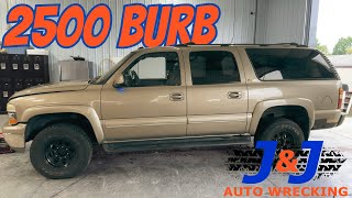 2002 Chevrolet Suburban 2500 LT Part Out J amp J Auto Wrecking Test Video Stock  R2CE241 [upl. by Plumbo]