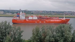 Coral FuRcata ⛽️ LNG Tanker Rotterdam ScheepVaart OudeMaas Dutch Liberia Botlek [upl. by Hauger686]