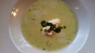 Brennnesselsuppe Rezept  Der Bio Koch 20 [upl. by Dewees742]