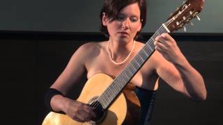 Bach Fugue 998  Anika Hutschreuther Guitar [upl. by Xerxes]