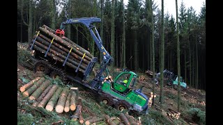 2 abatteuses et 3 porteurs John Deere sur la même coupe [upl. by Hulda445]