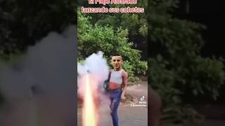 El Piojo Alvarado lanzando cohetes 🧨 piojoalvarado chivas guadalajara futbol ligamx shorts [upl. by Alorac]