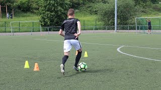 Un entraînement complet pour le football [upl. by Lezlie]