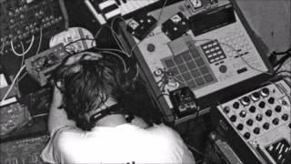 AFX Aphex Twin  28 organ [upl. by Ahselet972]