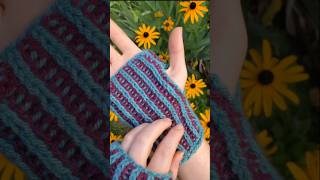 Free Knitting Pattern How to Knit the Two Color Rib Brioche Mitts Free Knitting Pattern [upl. by Oaks]