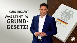 kurzerklärt Was steht im Grundgesetz [upl. by Kev]