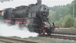 Die Lokomotive 58311 fährt mit einem Museumszug von Bestwig ab [upl. by Zechariah589]