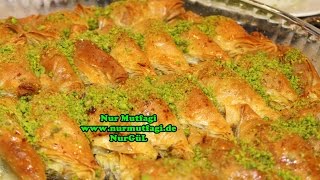 ŞÖBIYET BAKLAVA tarifi  ev yapimi elde açma söbiyet baklavasi nasil yapilir [upl. by Moule]