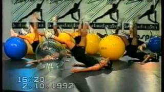 FitBall Training Show ‘90s Vibes [upl. by Jeth434]