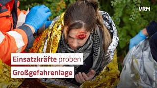 Einsatzkräfte im RheingauTaunus proben die Großgefahrenlage [upl. by Ttenrag]