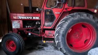 Hay making with a Volvo BM 2200 [upl. by Natica]