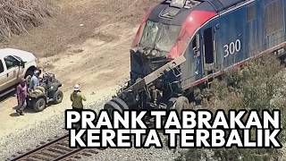 Youtuber Nabrakin Kereta Demi Konten [upl. by Alyehs947]