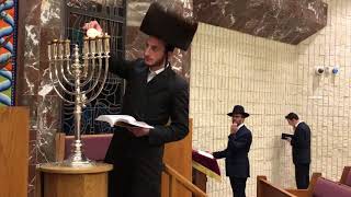 Shulem Lemmer Candle Lighting at Young Israel of West Hempstead 12162017 [upl. by Dempsey236]